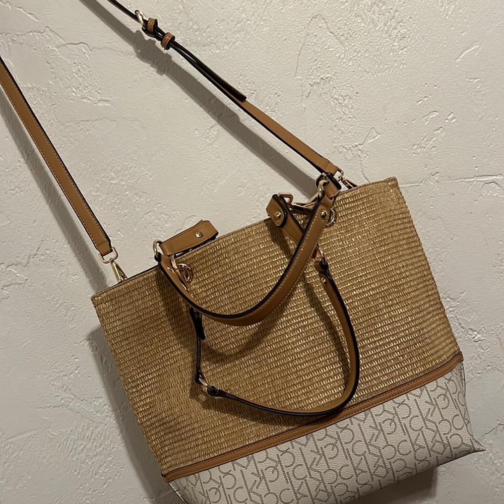 Calvin Klein Beige Straw Tote with Ivory CK Logo Panel - Picture 4 of 10